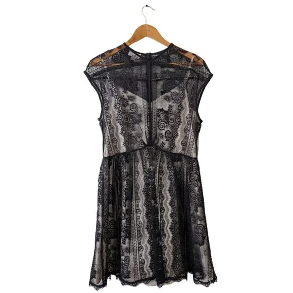 donna morgan lace dress Amazon.com: Donna Morgan Women's Dresses Lace Trim Midi Dress with Ruffle  Hem Royal Navy : Clothing, Shoes & Jewelry
